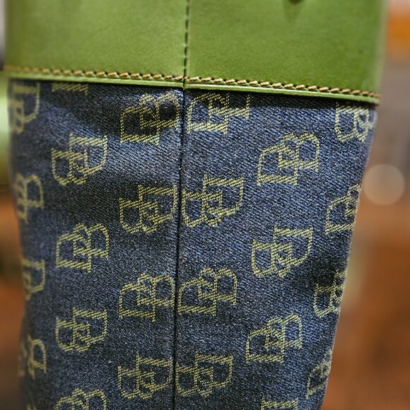 Dooney & Bourke Lg Satchel - Picture 9 of 16